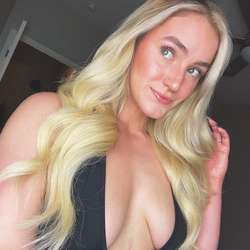 Aubrey's Chat & Dating Profile