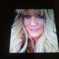 Diamondgirlchica's Chat & Dating Profile