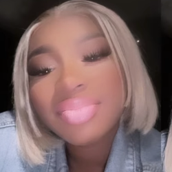 Eboni's Chat & Dating Profile