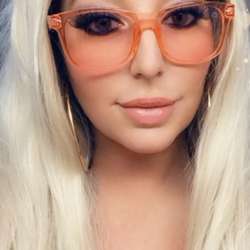 Katie1's Chat & Dating Profile