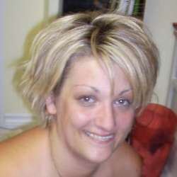KellyFrendale's Chat & Dating Profile