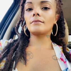 Monica's Chat & Dating Profile