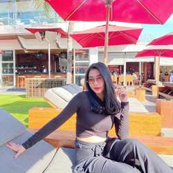 Monika654321's Chat & Dating Profile