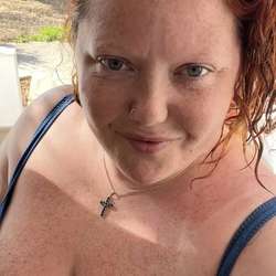 RedMam's Chat & Dating Profile
