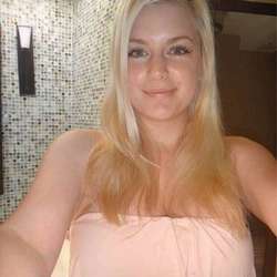 SandraWilson24's Chat & Dating Profile