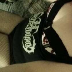 Shhhdonttell23's Chat & Dating Profile