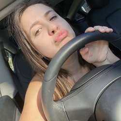 Sweetrose's Chat & Dating Profile