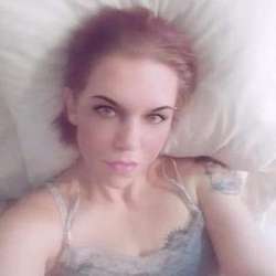 UniqueBeauty's Chat & Dating Profile