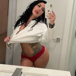 brenda's Chat & Dating Profile
