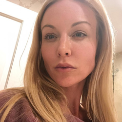 katiejohnson's Chat & Dating Profile