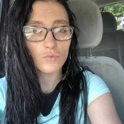 meggie101's Chat & Dating Profile