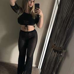melissagrey's Chat & Dating Profile