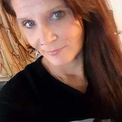 sunniDae's Chat & Dating Profile